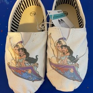 Aladdin princess jasmine shoes 11-12